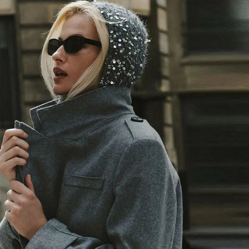 Korean sequin knitted beanie autumn/winter womens street fashion personality cute ear protection warm knitted beanie 241205