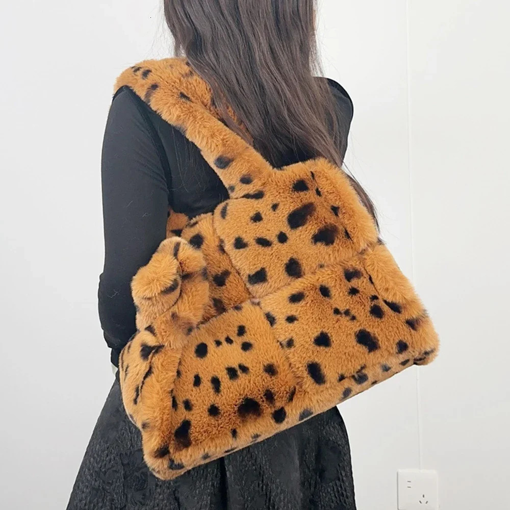 Leopard handbag fluffy faux fur bag womens winter warm plush shoulder cross bag er handbag shopper 241205