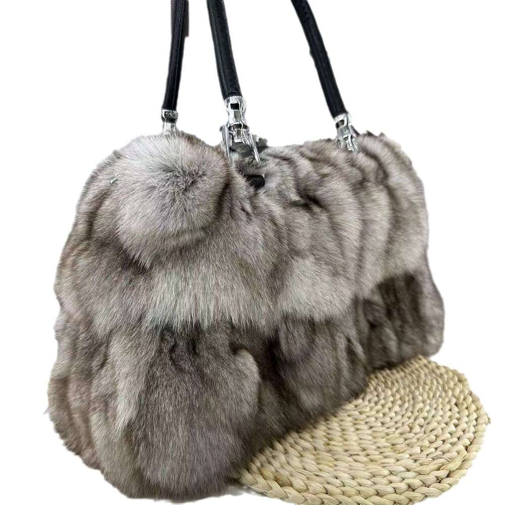 Natural Fox Fur Hand Bag for Women Hand-Held Fur Bag Shoulder Bags Handbag for Women and Ladies