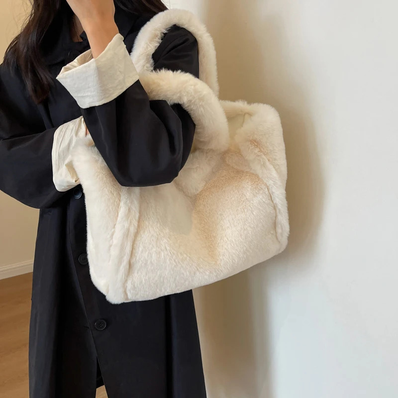 Winter Faux Fur Shopper Tote Bag for Women Plush Handbag Designer Fluffy Wool Shoulder Furry Crossbody Messenger 241205