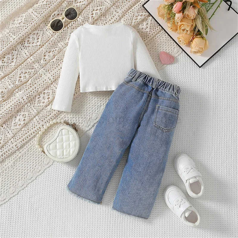 Pudcoco Little Girl Fall Outfits Solid Color Long Sleeve Crew Neck Pullover with Heart Pattern Denim Long Pants 2Pcs Set 1-5TXJ241205