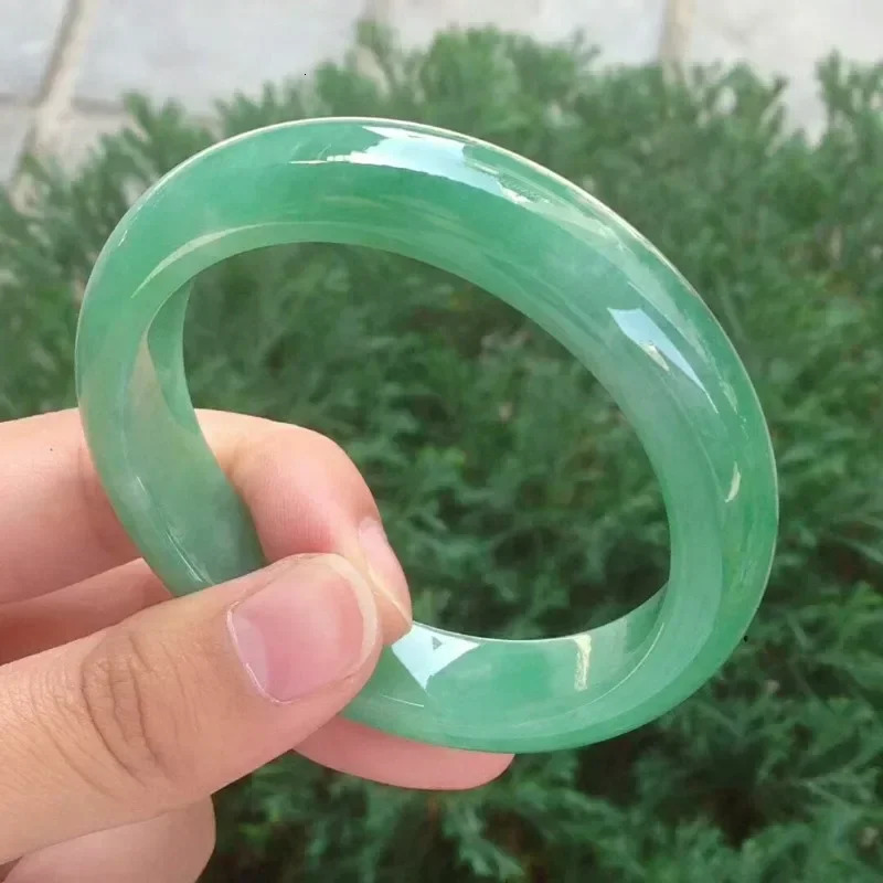 Natural jadeite bracelet ice glutinous seed dark green floating light sunny green jade bracelet jade bangle high quality 241204