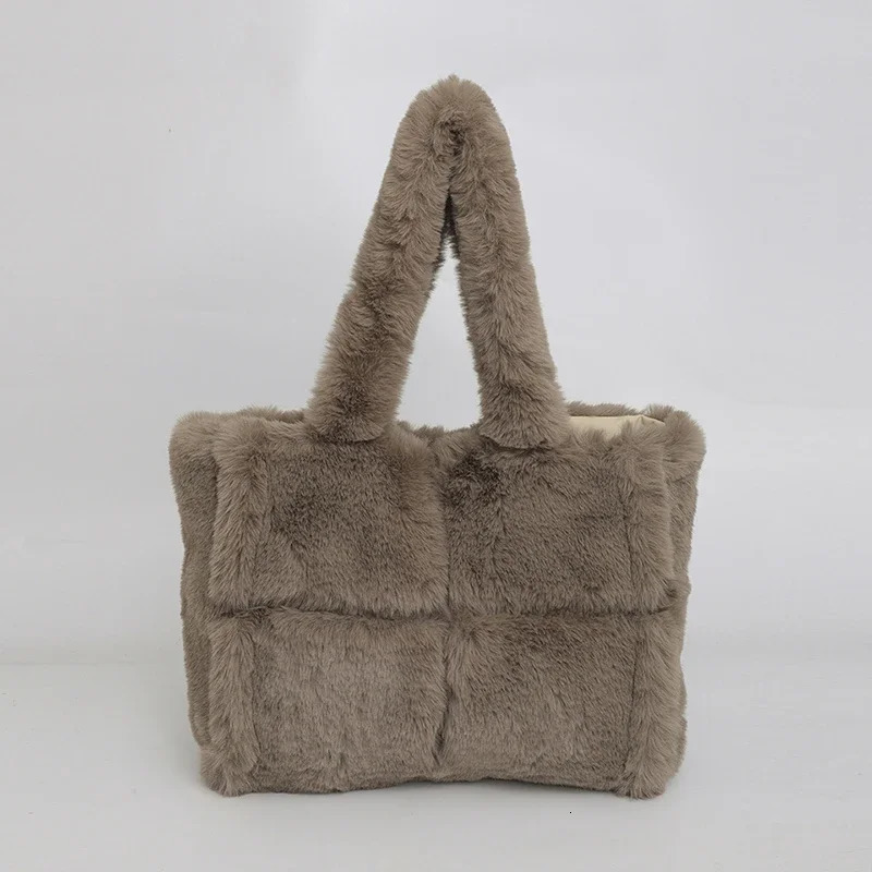LEFTSIDE Soft Artificial Fur Shoulder Bag 2024 Y2K Winter er Korean Fashion Handbag Trend Warm Handbag 241205