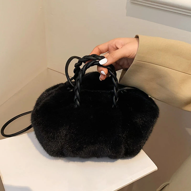 Plush Bag Winter Womens Fashion Handbag Cloud Artificial Fur Wallet Fashion Casual Womens Shoulder Bag Fluffy Bag 241205