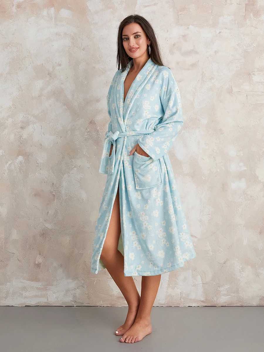 Warm flannel robe winter home Spwear womens printed long Sve Bathrobe kimono robe with terrace sleepwear women W241204
