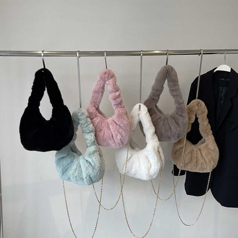 Fashion Plush Underarm Bag Sweet Korean Wrist Autumn Winter New Chain Crossbody Cloud Bag Shoulder Bags 241205