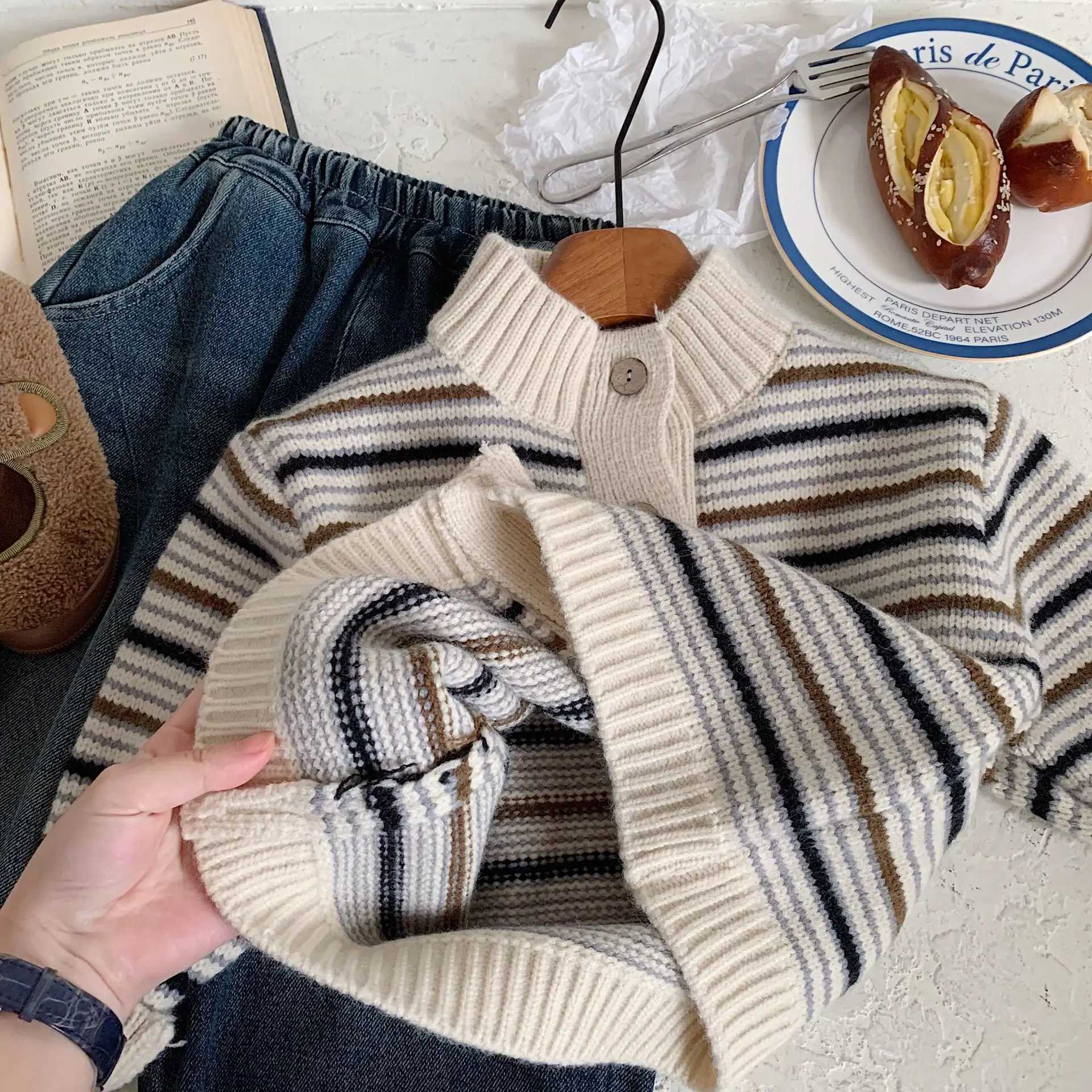 Childrens Boys Sweater 2024 Autumn Winter Striped Knitted Button Baby Boys Coat Cotton Warm Versatile Childrens Boys Knitted Button W241205