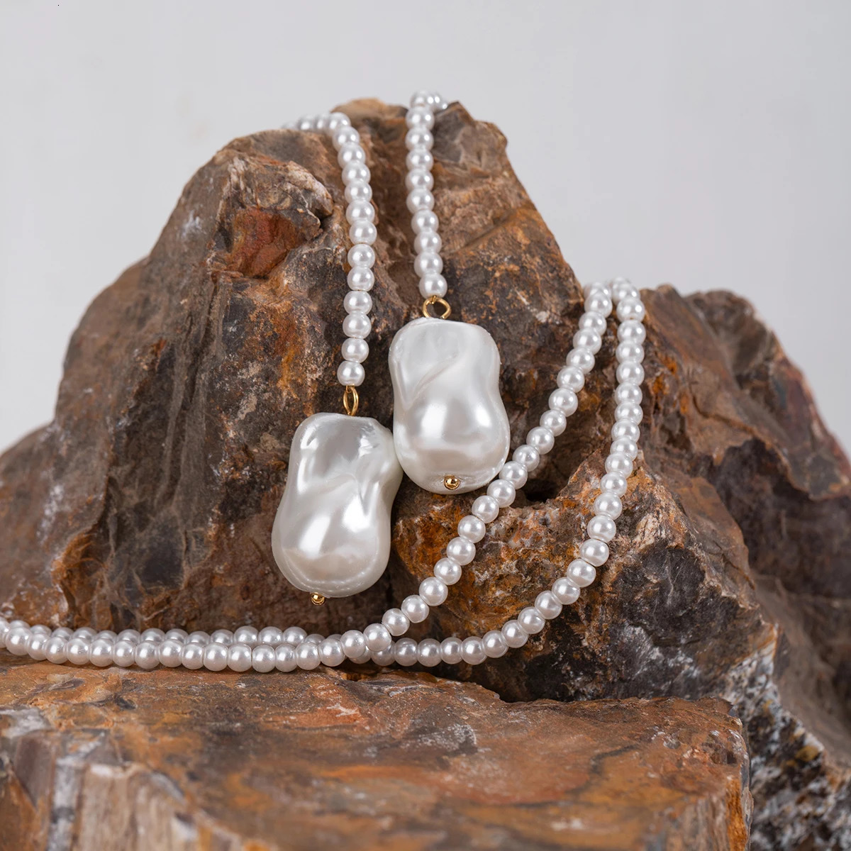 18K gold-plated statement glass bead long pendant necklace womens stainless steel minimum anti rust jewelry 241205