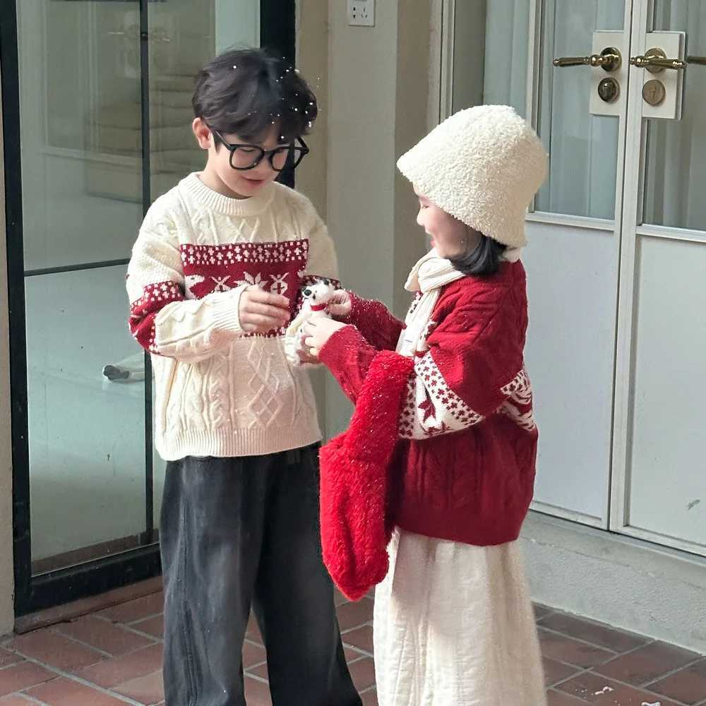 Childrens Knitted Sweater 2024 Winter New Snowflake Knitted Sweater Boys Knitted Sweater Warm Top W241205