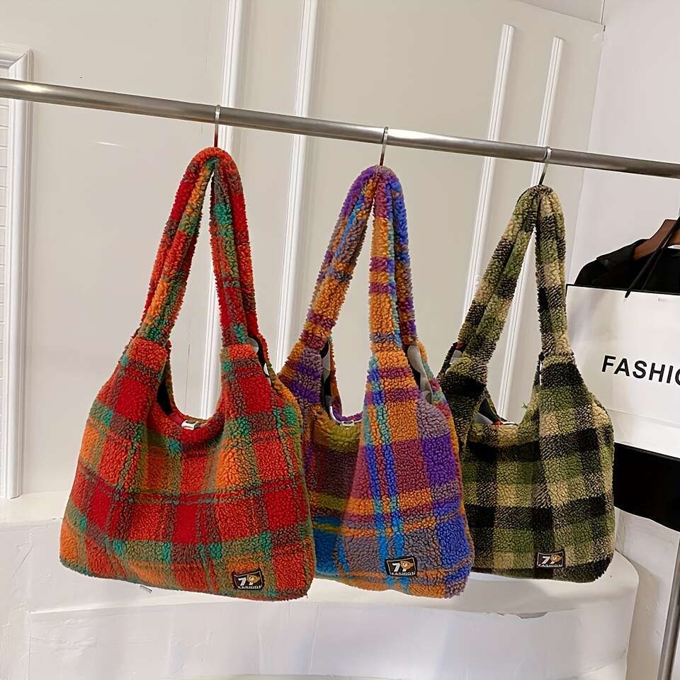 Autumn and Winter Commuting Plush Women's Retro Plaid Sheepskin Shoulder New Casual Bag