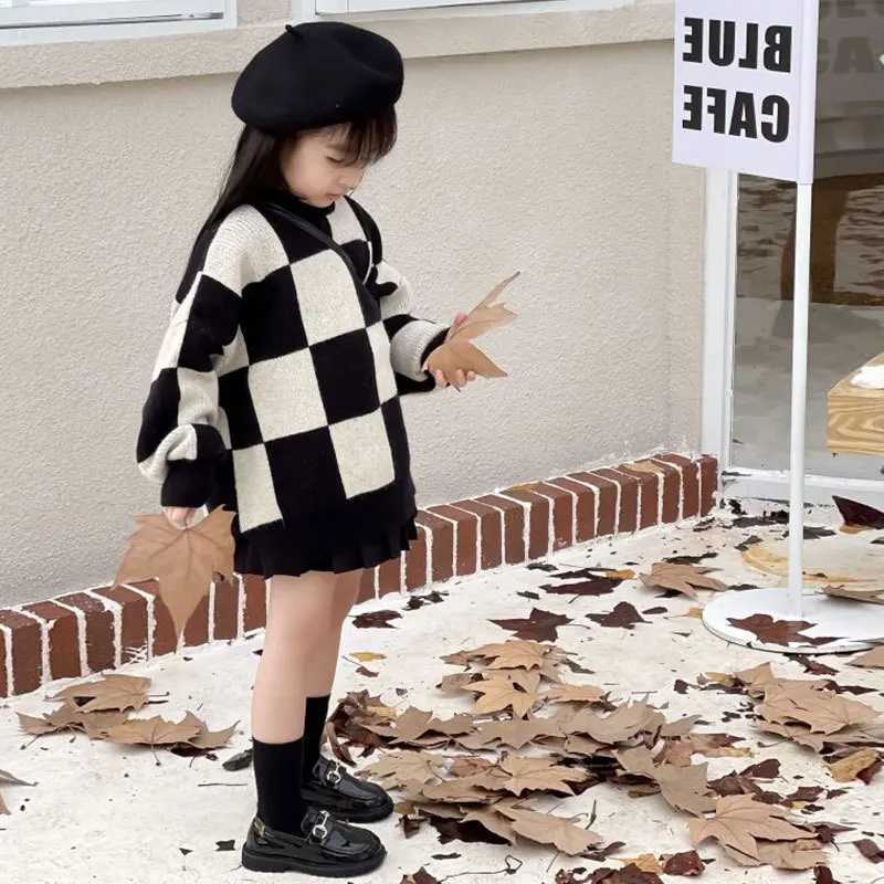 Baby Girls Autumn New Childrens Checkerboard Sweater 2024 Spring Baby Kids Casual Versatile Knitwear Top Plaid Pullover Top W241205