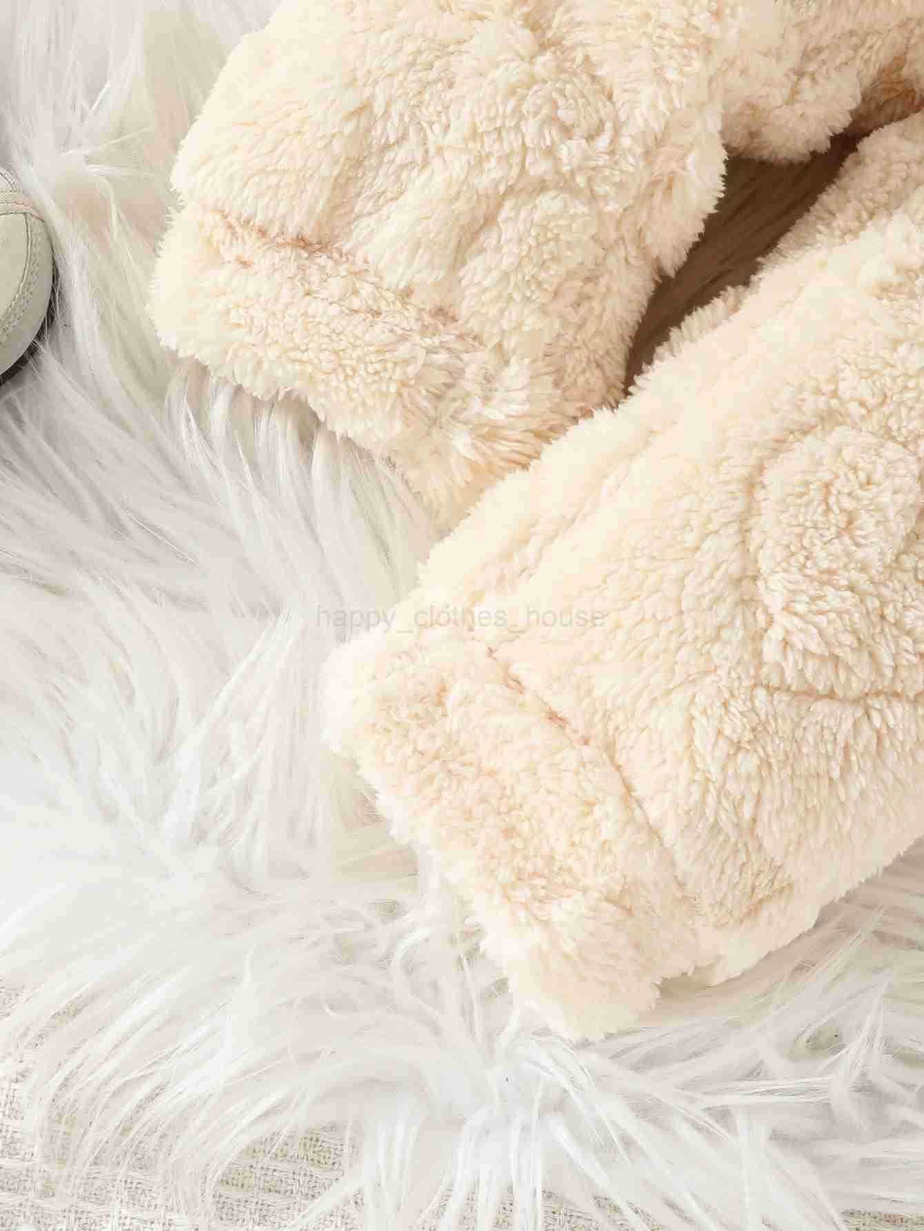 0-2 years old baby autumn and winter warm and comfortable love fur pattern hooded top + love fur pattern pants two-piece setXJ241205