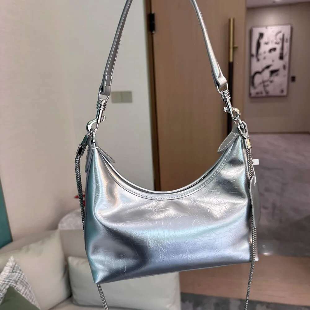 Designer Bag New Chic Small Daily-Use Purse Silver Red Oil Wax Cow Leather Women Underarm Shoulder Bag Chain Strap Leisure Handbag Glossy