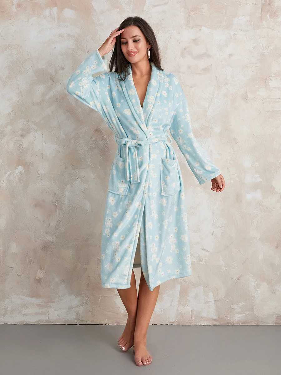 Warm flannel robe winter home Spwear womens printed long Sve Bathrobe kimono robe with terrace sleepwear women W241204