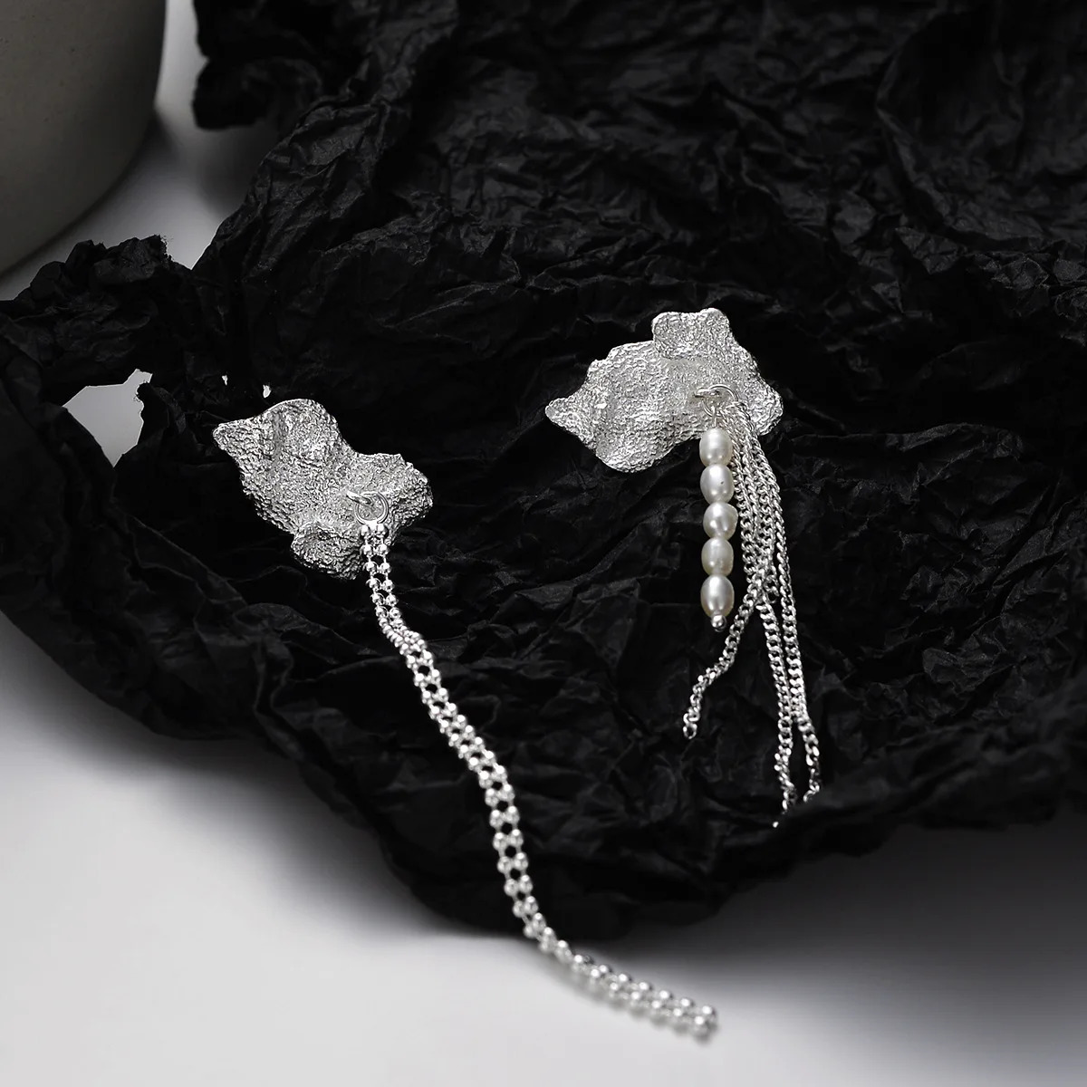 Asymmetric long earrings 925 silver tin foil tassel shaped pearl earrings for womens fashion jewelry tassel pendant earrings 241205