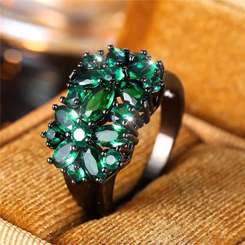 Luxury Womens Green Zircon Engagement Ring Tren Black Gold Bridal Wedding Jewelry Gift W241205