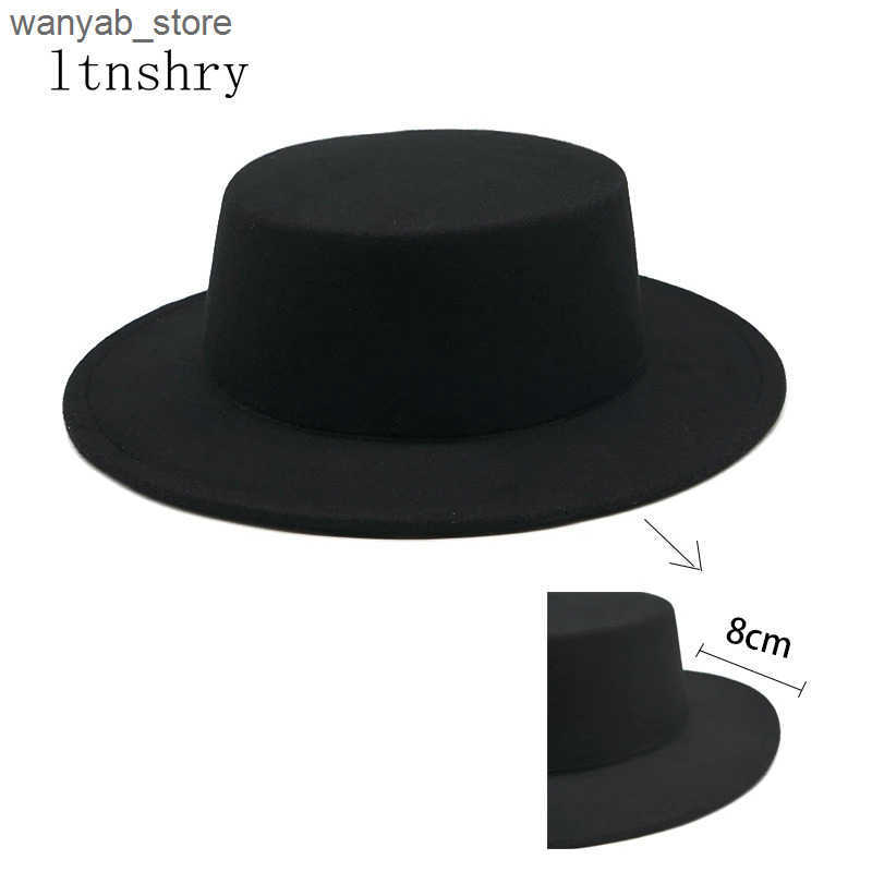 Cloches New Fashion 8CM Large Edge Adult Retro Wide Brim Felt Bowling Hat Soft Cushioned Closed Fedora Hat Belt Bowling Elegant Womens Hat L240910