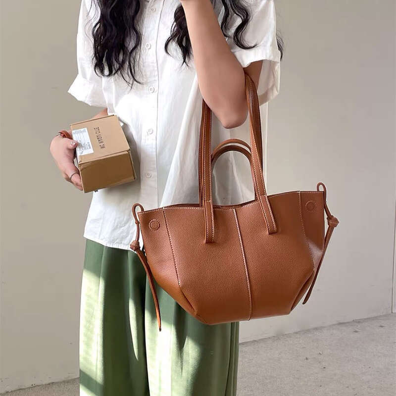 Trendy Work Bags Faux Leather Tote Shopper For Women Large Handbag Purse Fall Shoulder Bag With Magnetic Closure