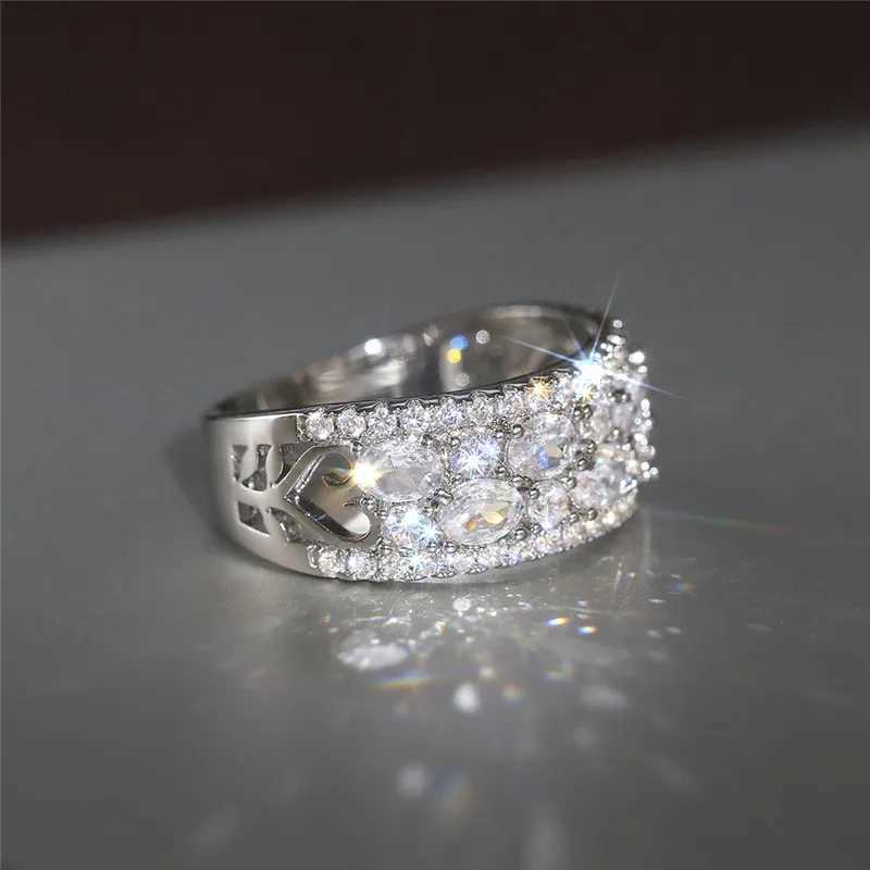 925 sterling silver AAA cubic zirconia gorgeous wedding ring womens luxury crystal ring decoration party jewelry gift W241205