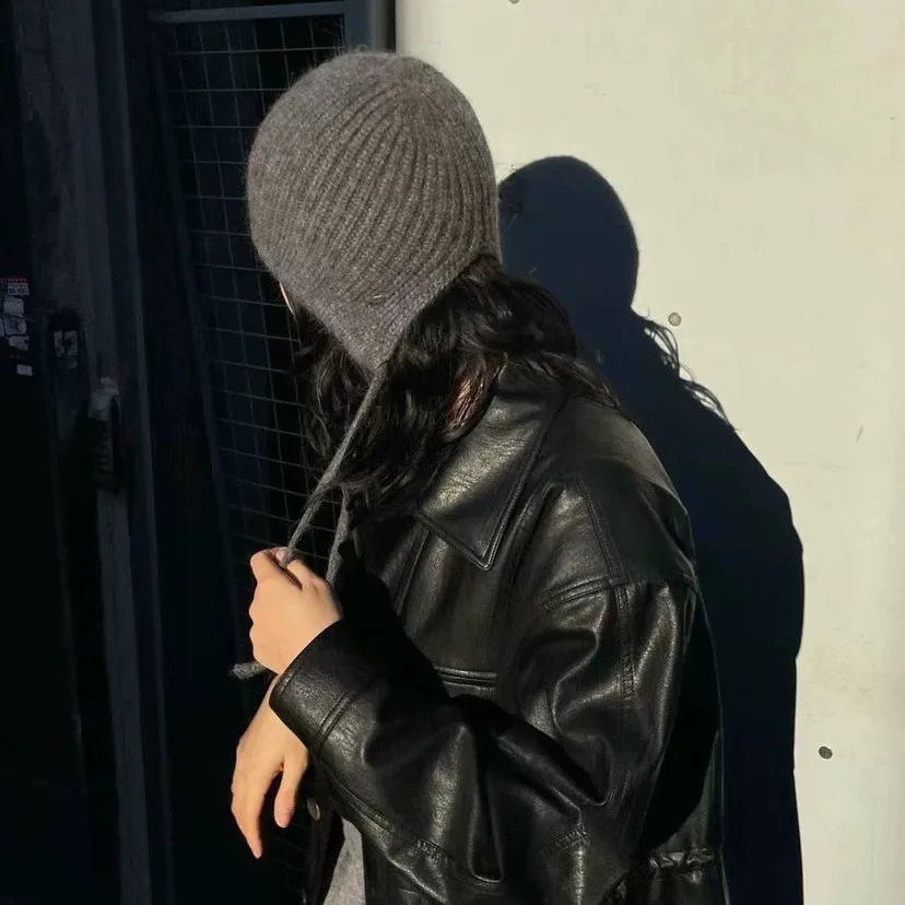 Winter Knitted Ear Hoods for Women and Men Warm Bear Hats Outdoor Skiing Balaclava Hoods Womens Skulls Hats Gorros 241205