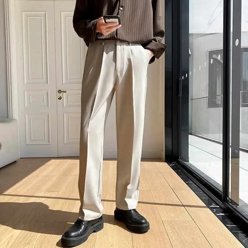 2024 Men White Straight Pants Fashion Korean Loose Suit Trousers Casual Draped Baggy Wide Pant Male Streetwear 241203
