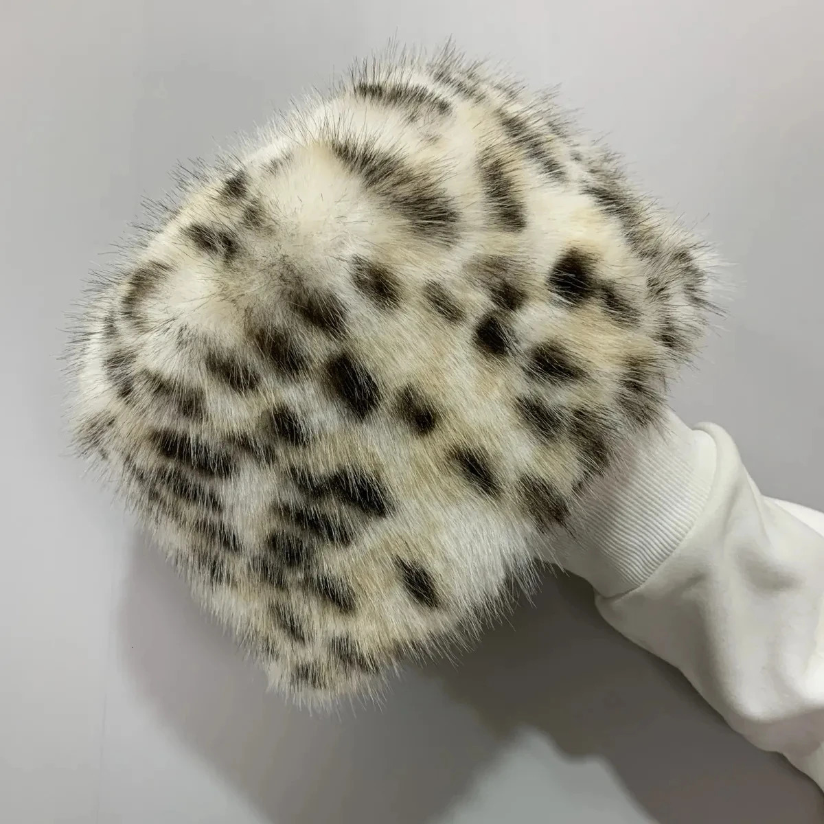 Winter leopard print hat with elegant thick warm and fluffy touch 241205