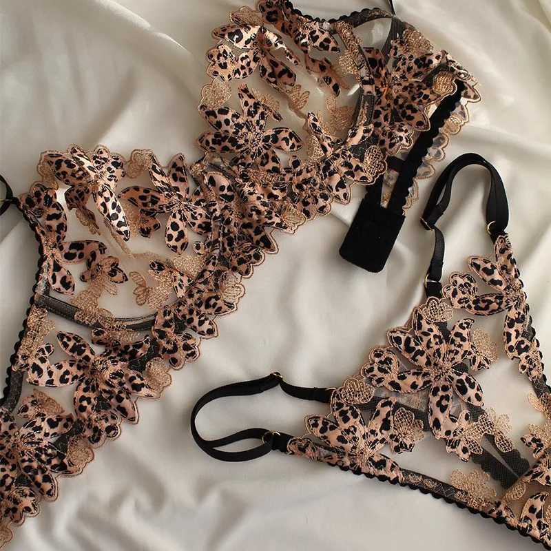 Clashing Sexy Embroidery Lingerie Womens Underwear Set Ladies Push up Bra with Underpants Suit for femaleXJ241205