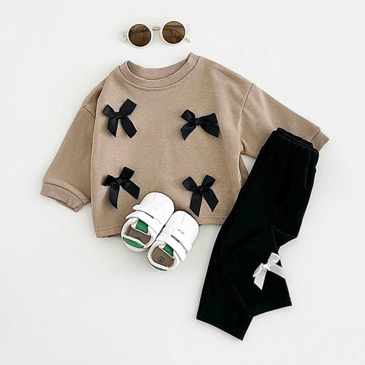 Ins Toddler Baby Suit Infant Outfit Baby Girls Spring Autumn Long Sleeved Bow Top Pullover+Pants Newborn Baby Clothes Sets 0-3YXJ241205