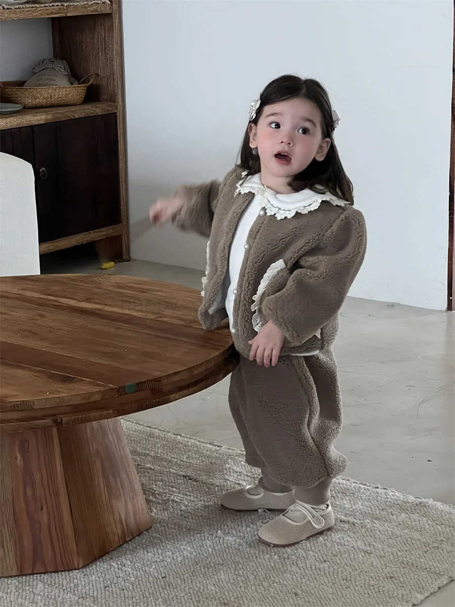 2024 Winter New Baby Fleece Warm Clothes Set Girls Cute Lace Cardigan Coat + Pants Plus Velvet Thick 2pcs Suit Infant OutfitsXJ241205