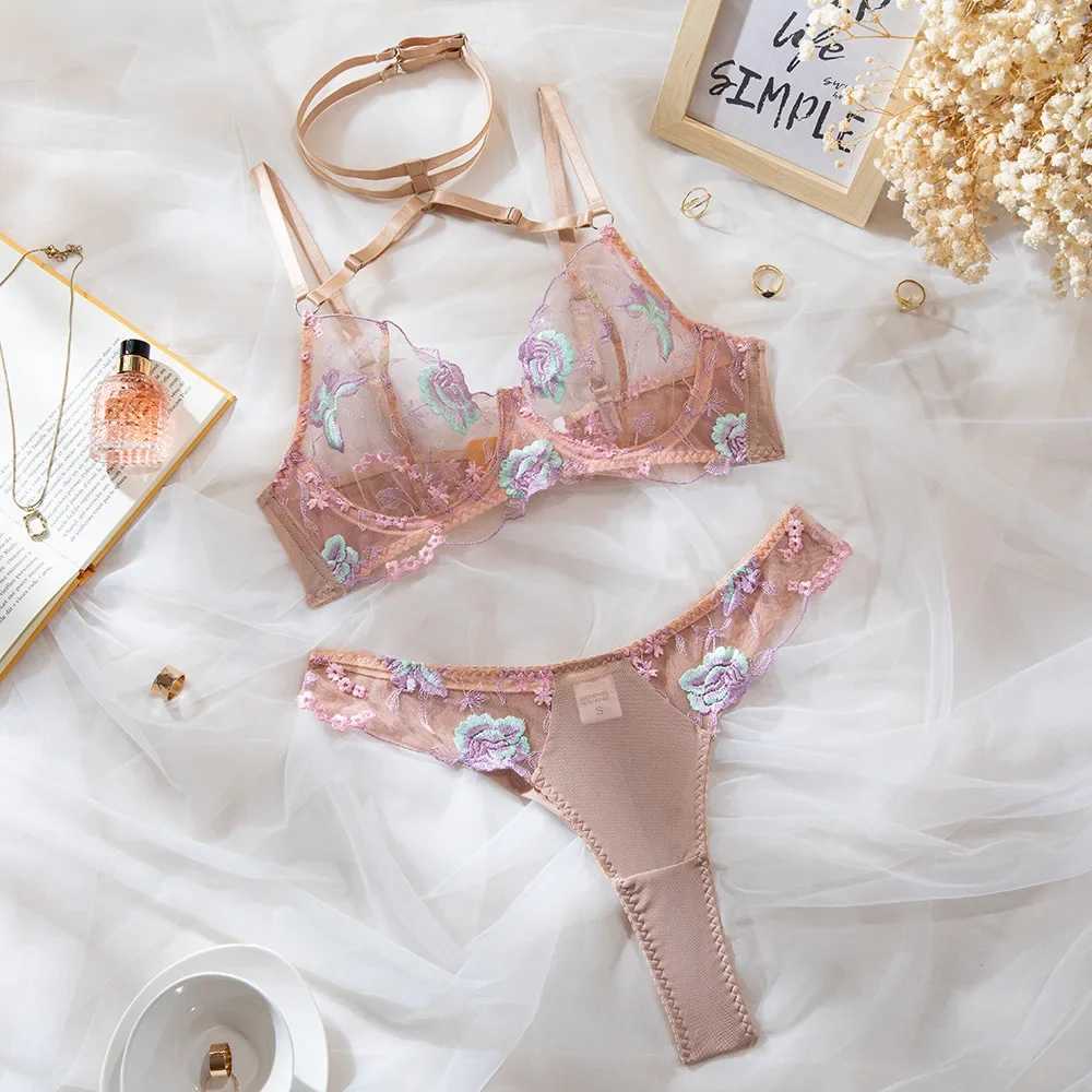 Embroidery Intimates Set Women Halter Bra + Mesh Panty Underwear Set Sexy Neckchain Lingerie EverydayXJ241205