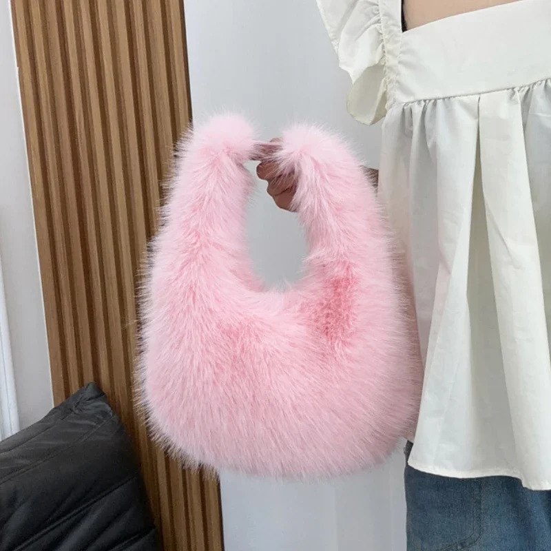 New Free Shipping Designer Bag Cute And Soft Plush Homeless Candy Colored Cross Body Winter Faux Fur Womens Wallet Shoulder Bag