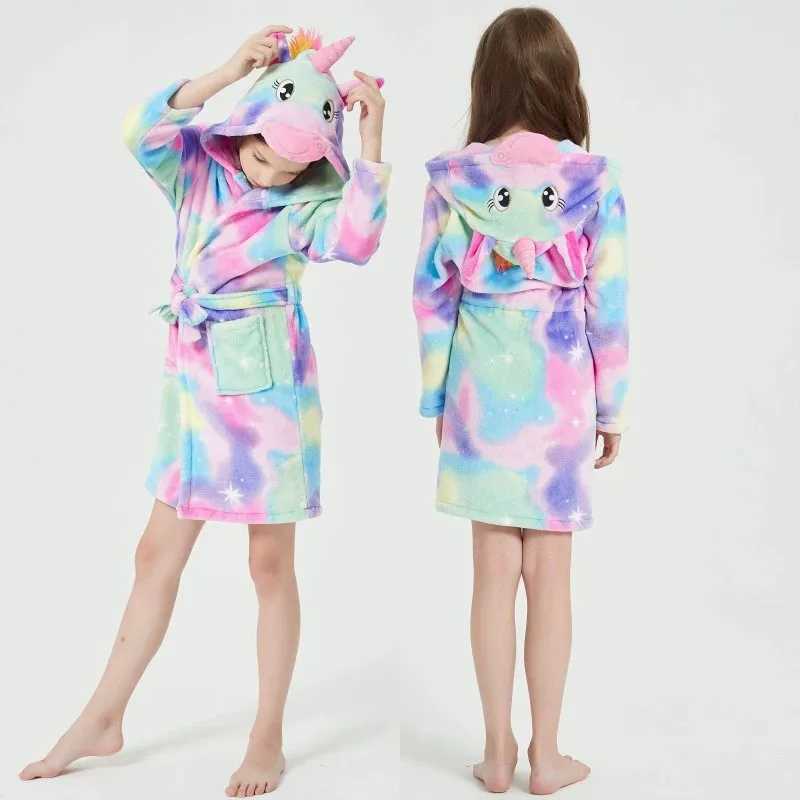 Pajamas Animal Bathrobes for Girls Childrens Pajamas Flannel Winter Boys Husky Robes Kids Home Clothing Baby Girl Warm Soft Nightgown H241205