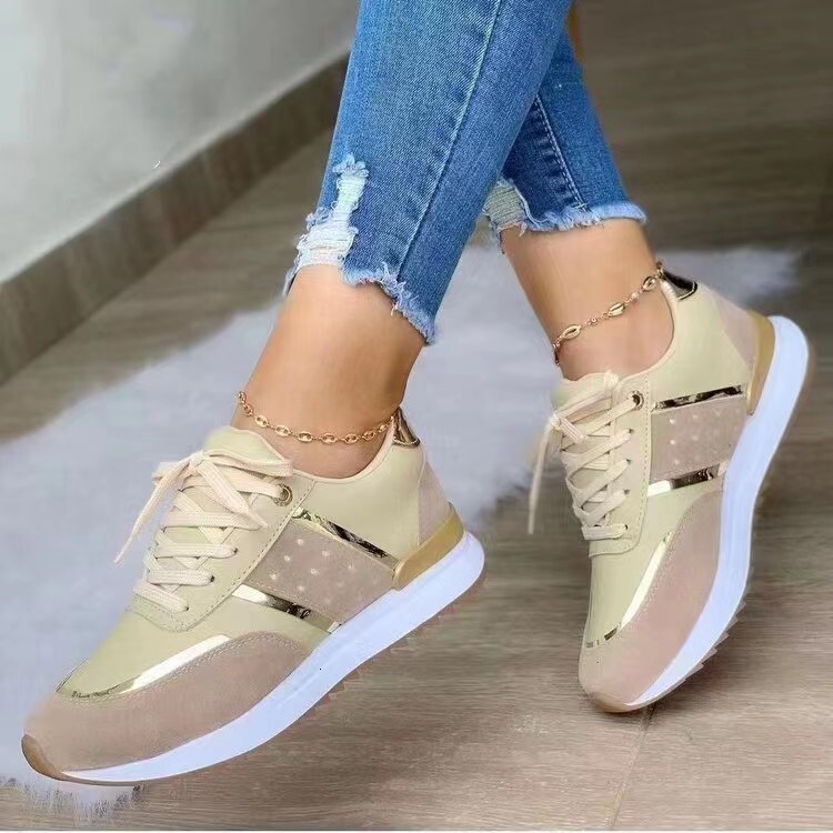 Designer outdoor shoes, European and American plus size sports and leisure shoes, new thick soled strap sports women's shoes, fashionable and ver