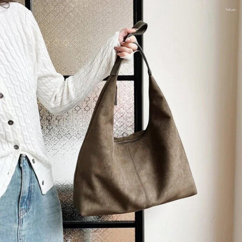 Designer Handbag Largcapacity Zipper Casual Suede Women's Shoulder Bag 2025 Simple Free delivery And Fashionable Sewing Thread Multi-functional L