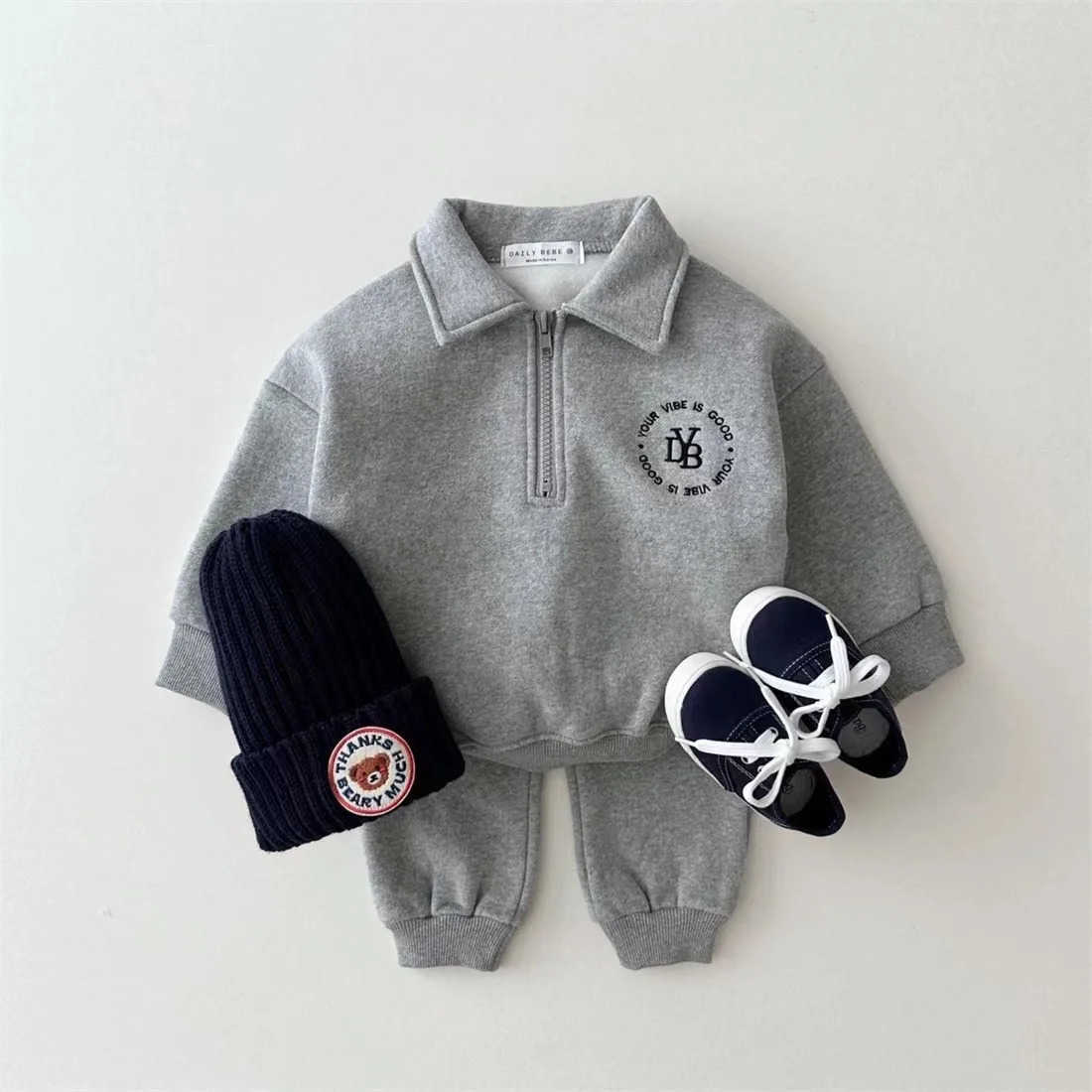2024 Winter New Baby Long Sleeve Warm Clothes Set Infant Boy Fleece Sweatshirt + Pants 2pcs Suit Plus Velvet Toddler OutfitsXJ241205