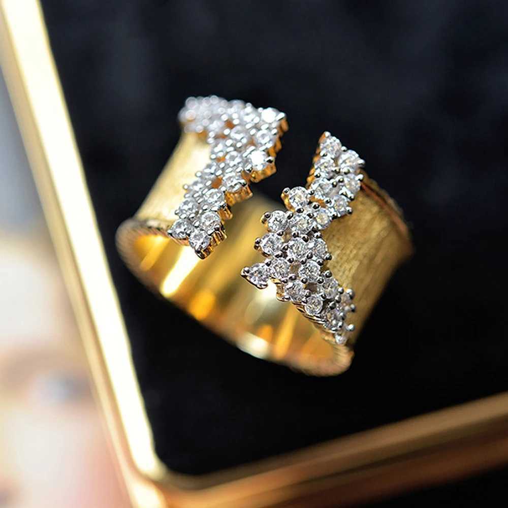 Huitan Tren Luxury Gold Cubic Zirconia Ring Modern Broadband Finger Ring OL Style Womens Jewelry Direct Shipping W241205