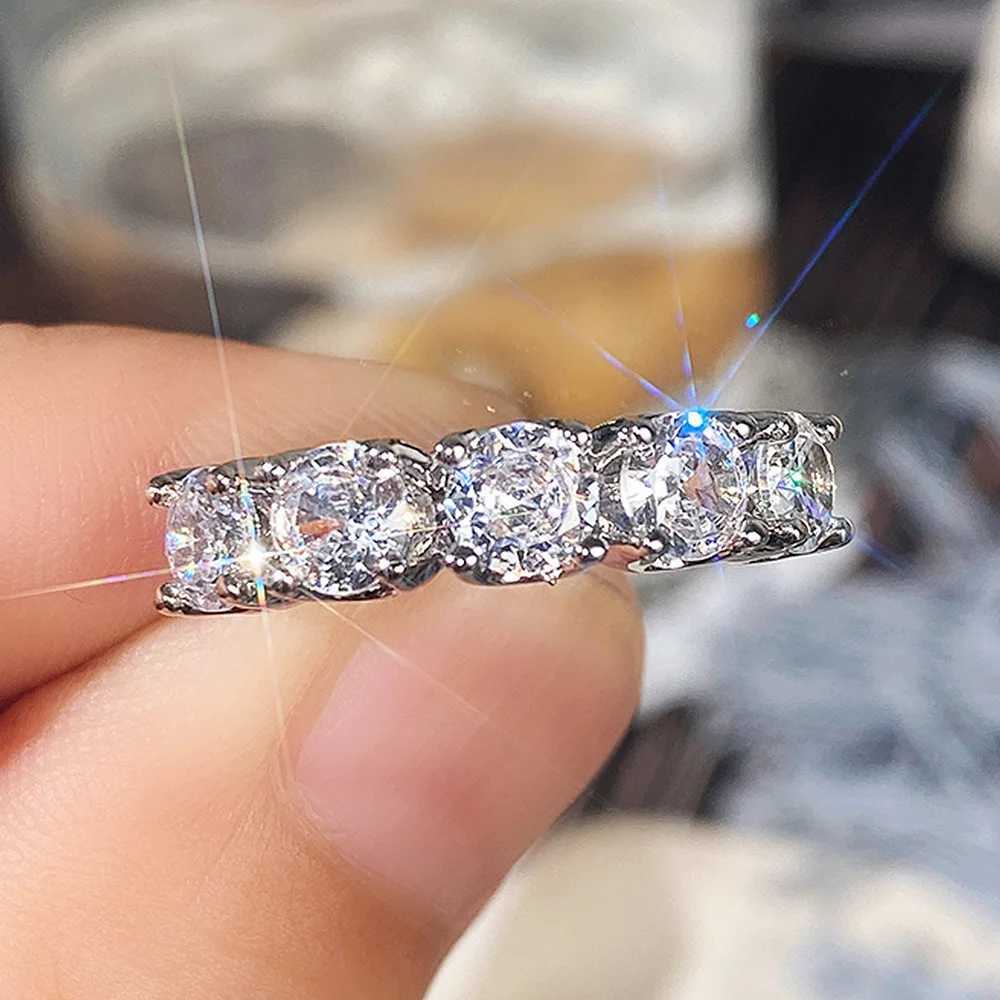 Hot selling single row laboratory moissanite ring elegant crystal for women 925 sterling silver ring wedding jewelry size 6-10 W241205