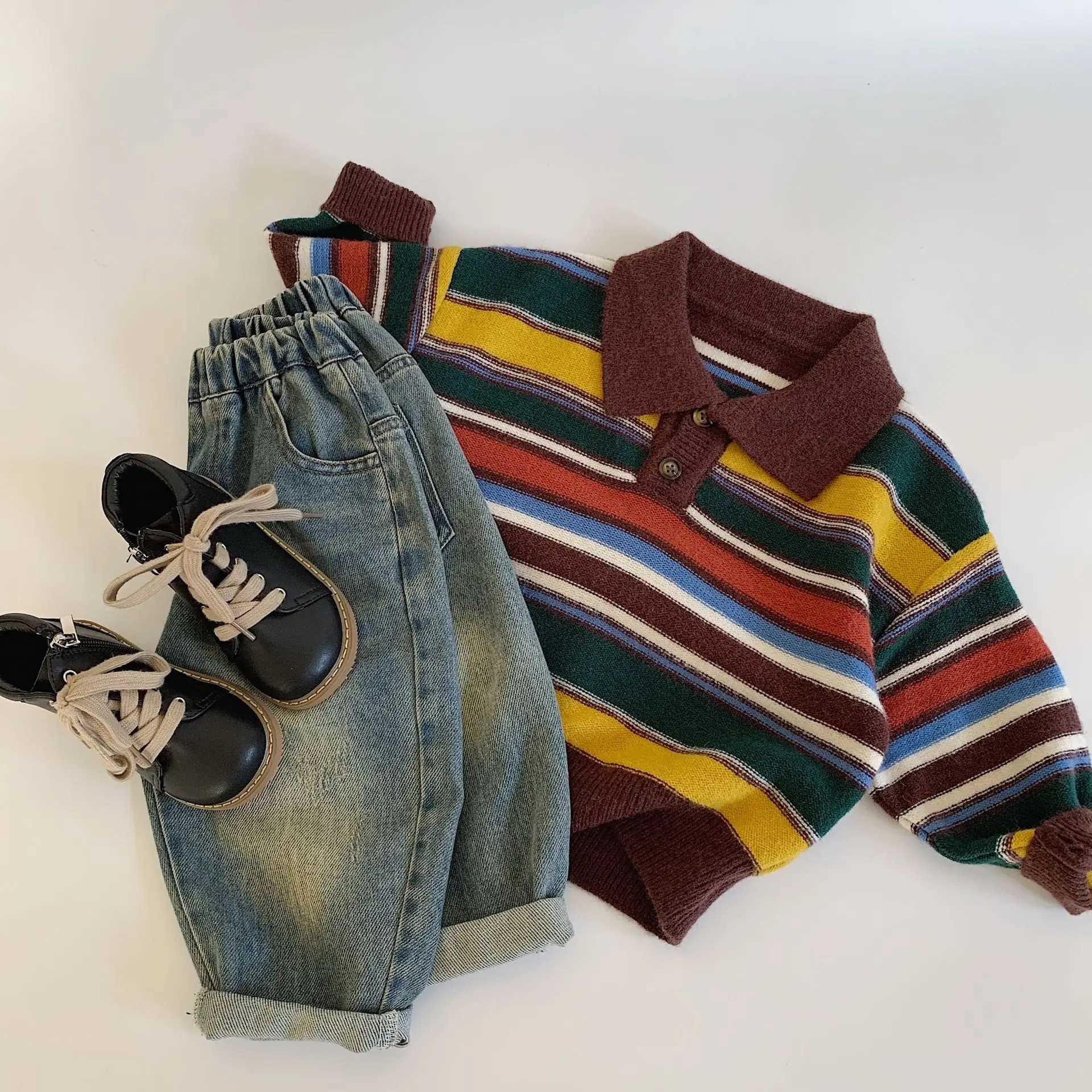 Childrens clothing childrens sweaters 2024 autumn new color striped sweaters loose long sleeved fashionable sweaters for boys and girls W241205