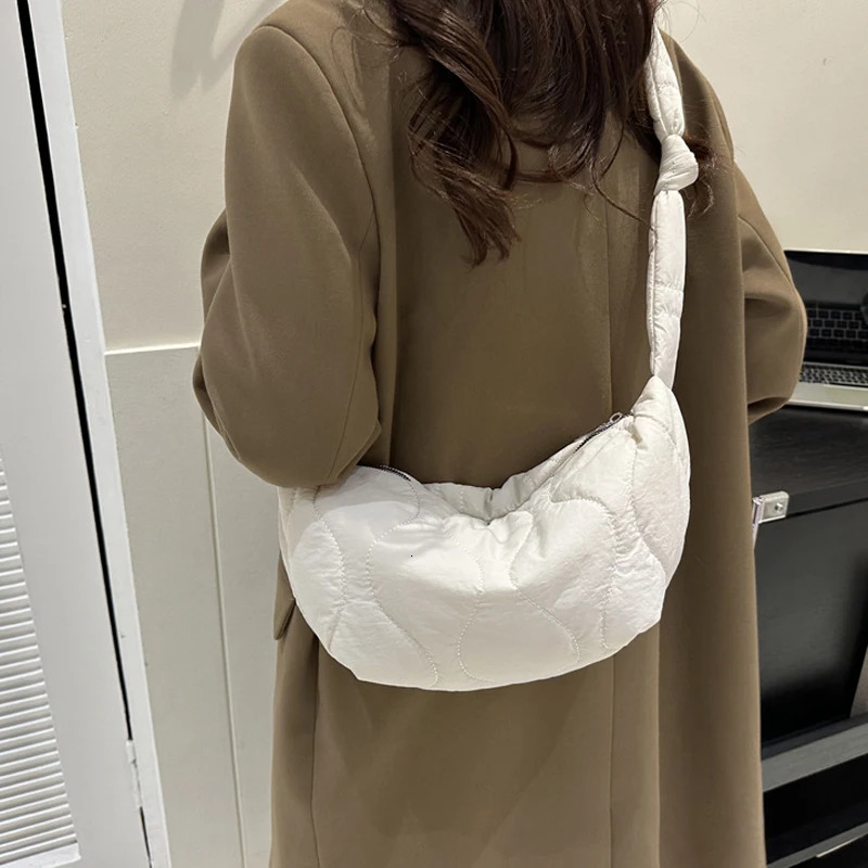 Female Puffer Shoulder Bag Soft Pillow Shopper Ruched Messenger Padded Tote Handbag Winter Checkered ner Purses 241204