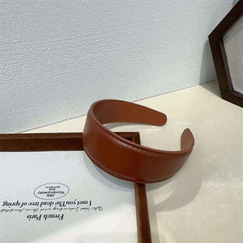 womens headband high-quality adult leather hair fashionable womens casual party headband headband hair accessories gifts 241205