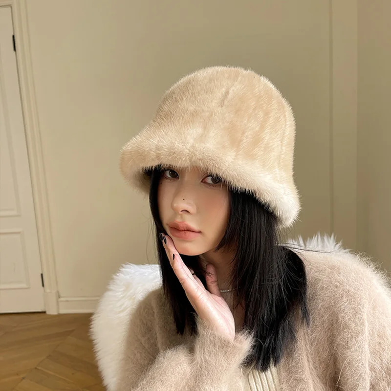 Winter womens warm real mink fur warm fisherman hat mink fur hat thick warm earmuffs 241205