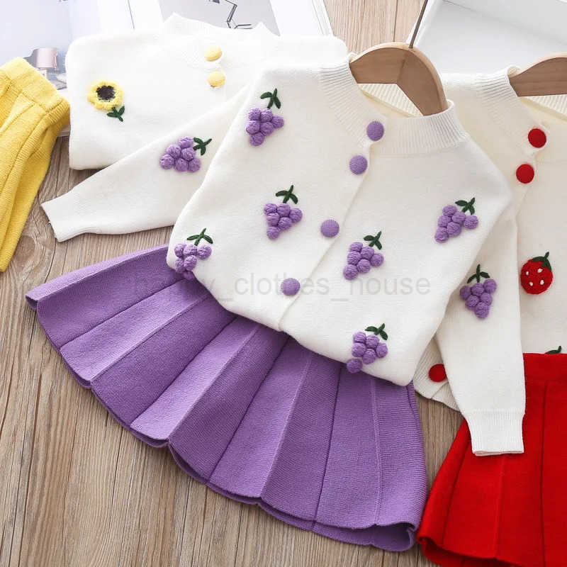 Girls long sleeve knitting suit 2024 Christmas autumn winter new girls sweater cardigan knitting Top + skirt two piece setXJ241205