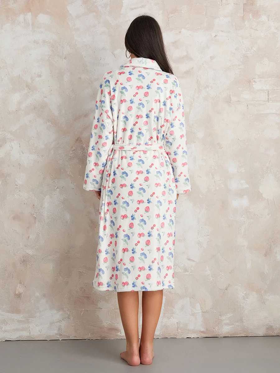 Warm flannel robe winter home Spwear womens printed long Sve Bathrobe kimono robe with terrace sleepwear women W241204