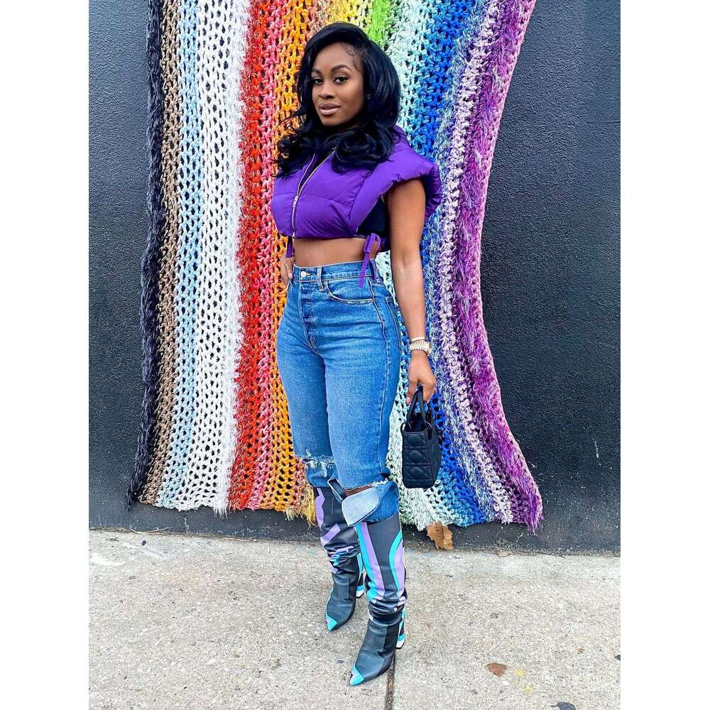 European and American women's autumn style, good quality hooded side leakage sleeveless strap short vest bakery 2024 new casual versatile fashion