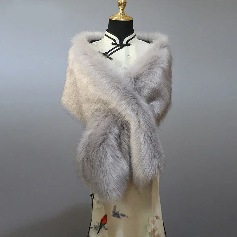 Autumn and Winter Warm Cheongsam Shawl Neck Warm Fur Shawl Stage Performance Plush Wide Shawl Party Accessories 241205