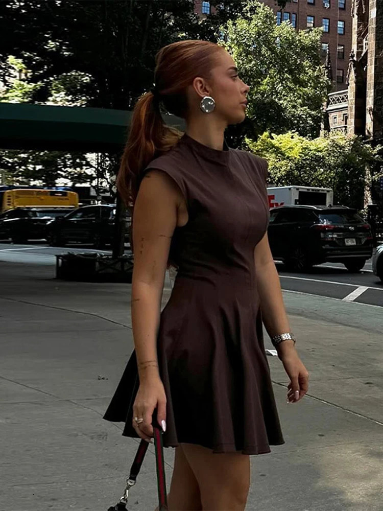 Fashion Solid Mini Pleated Dress For Women Y2K Elegant Sleeveless Slim Evening Party Short Dress Lady Chic Street Vestidos 241205