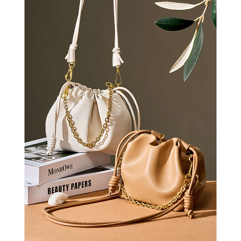 High Quality Genuine Leather Women's Chain Shoulder Cloud-Shaped Dumpg Clutch Purse Ruched Crossbody Bag For Women