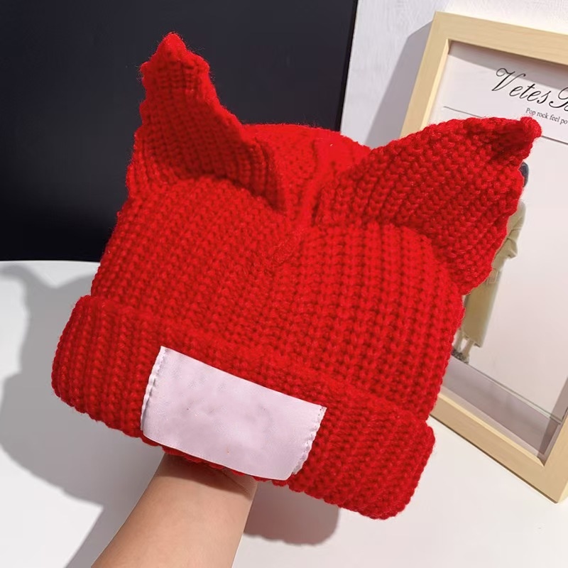 mens designer hat beanie designer beanie bobble hat High Quality Smile Face Hat Bonnet Autumn Winter Warm Men Women Skull Knitted Wool Cap Smig Beanie