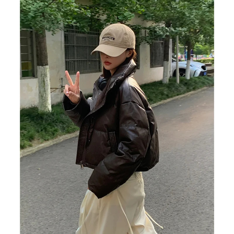 Womens Brown Down Jacket Fashion Zipper Thickened Warm Feather Womens Duck Down Comfortable Short Solid Winter Coat 241202