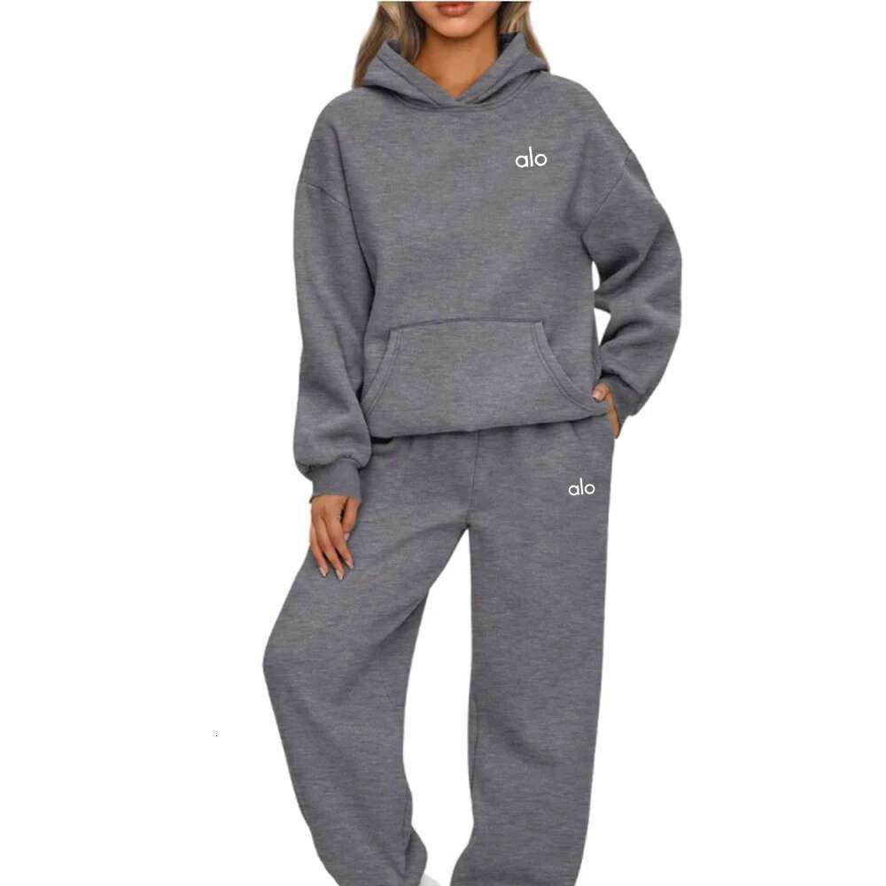 Men's and women's casual hoodie set, long sleeved loose hooded sweatshirt and long pants, autumn new women's fashion two-piece set